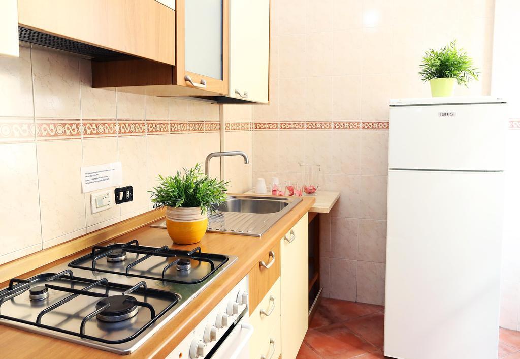 Tridomus Apartment - Mecenate 77 Rome Room photo
